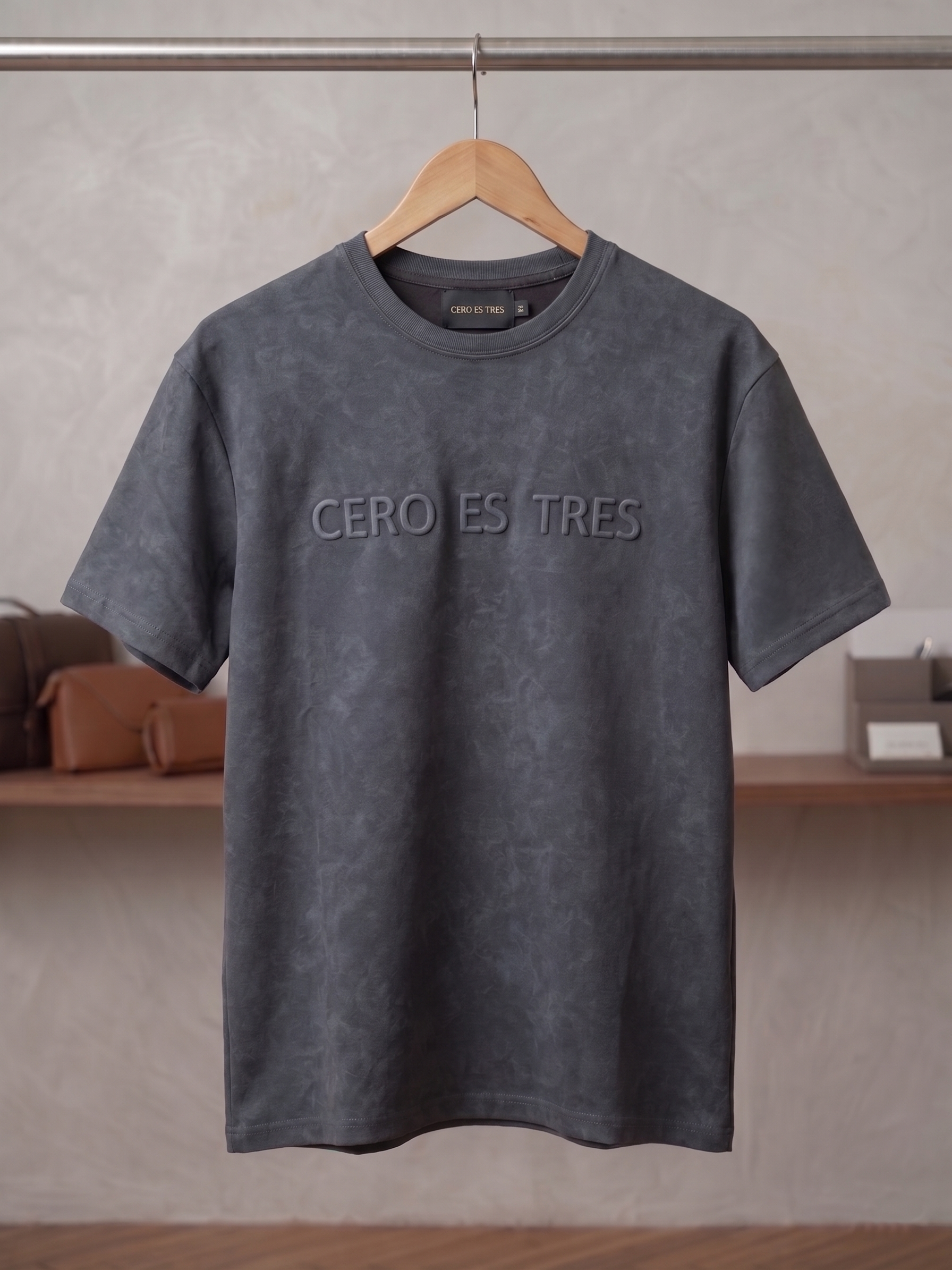 4020GR - REMERA SOUR GRIS